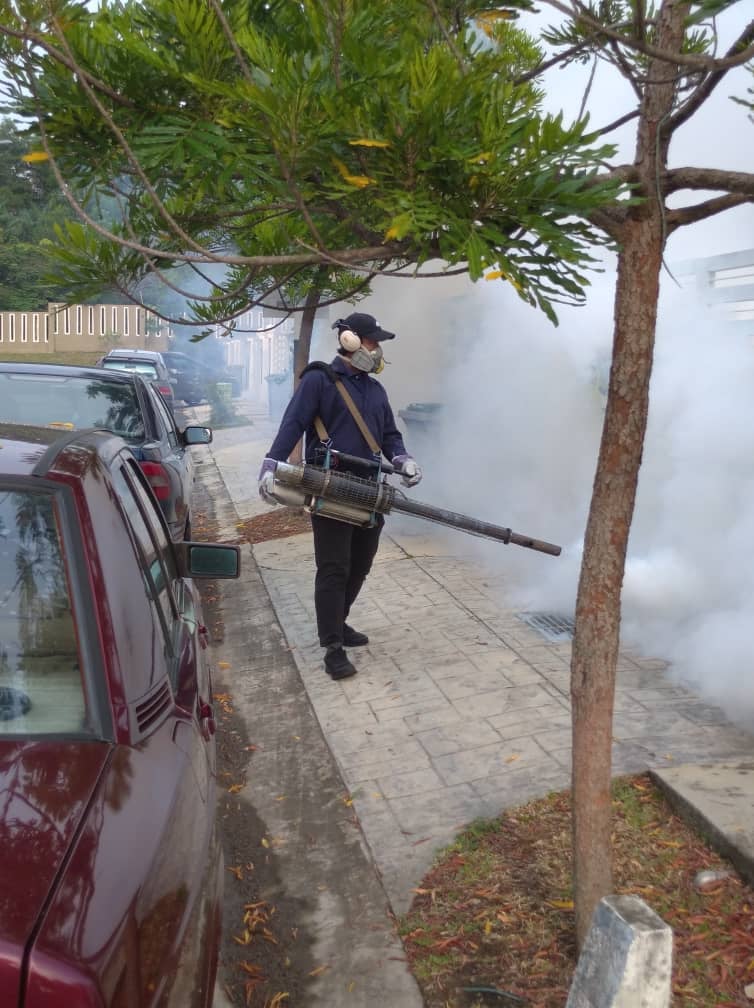 AKTIVITI KAWALAN DEMAM DENGGI DALAM KAWASAN MBS