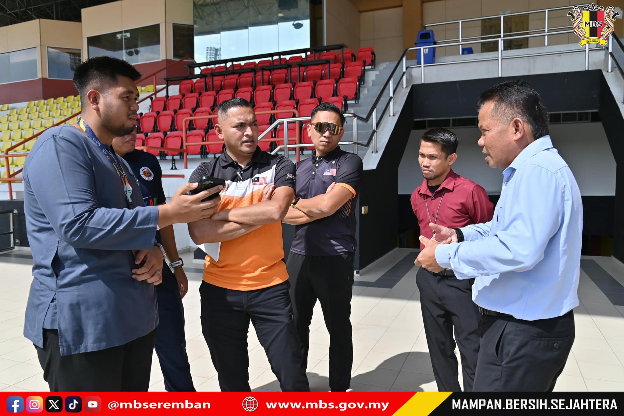 KUNJUNGAN HORMAT DARI KEMENTERIAN BELIA DAN SUKAN