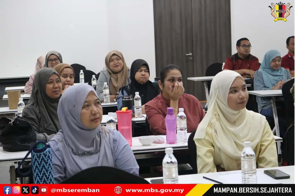 KURSUS PENGURUSAN KAUNTER PROFESIONAL: WAJAH MESRA MBS