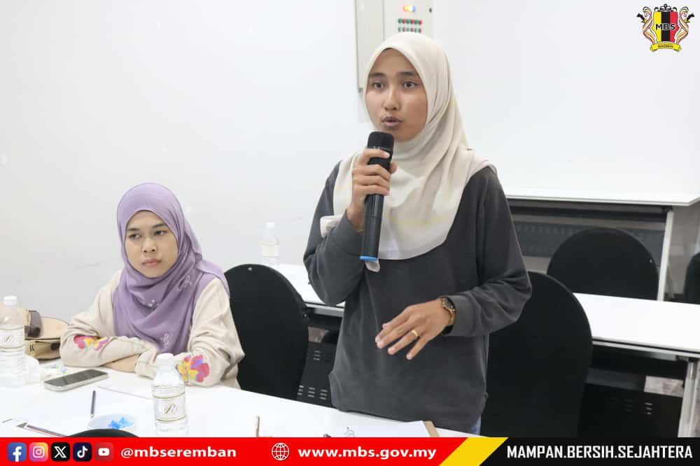 KURSUS PENGURUSAN KAUNTER PROFESIONAL: WAJAH MESRA MBS