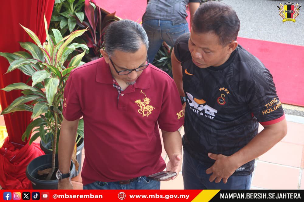 LAWATAN TURUN PADANG DATUK BANDAR