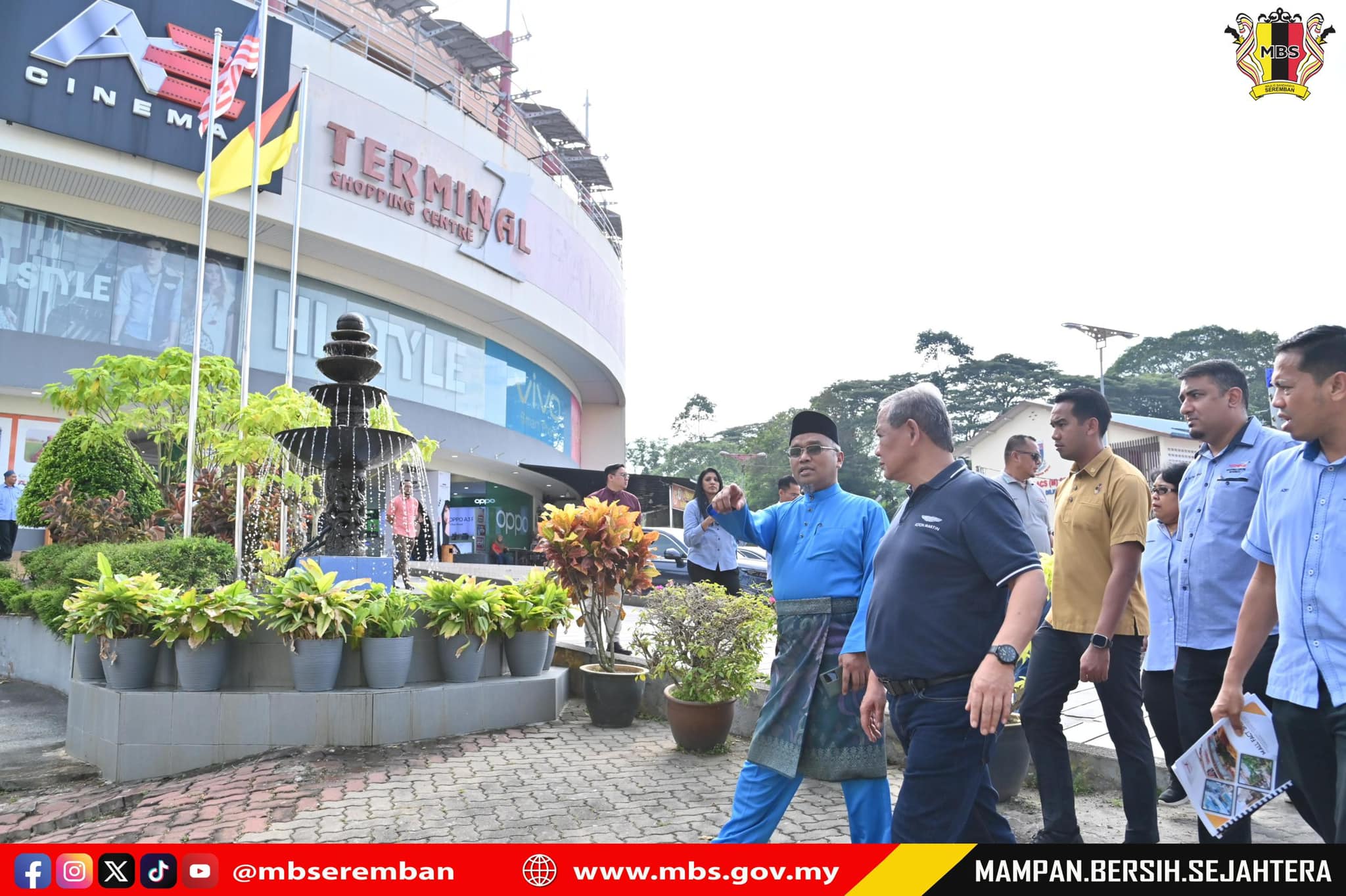 LAWATAN TURUN PADANG YAB MENTERI BESAR SEMBILAN KE TERMINAL ONE