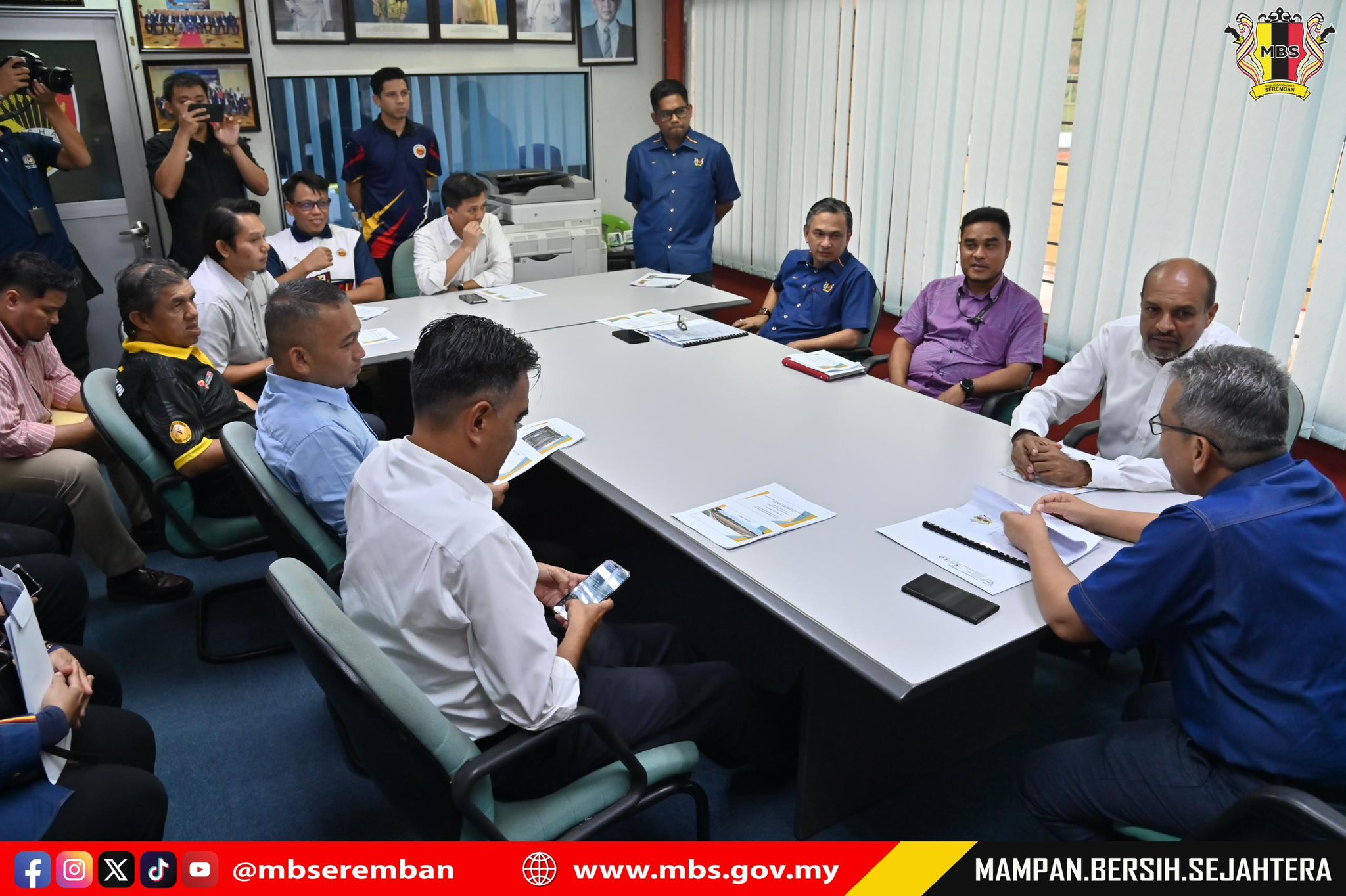 LAWATAN KETUA SETIAUSAHA KEMENTERIAN BELIA DAN SUKAN KE PROJEK MENAIK TARAF STADIUM HOKI TAN SRI DATO’ HAJI MOHD SAID, SEREMBAN 2, NEGERI SEMBILAN 