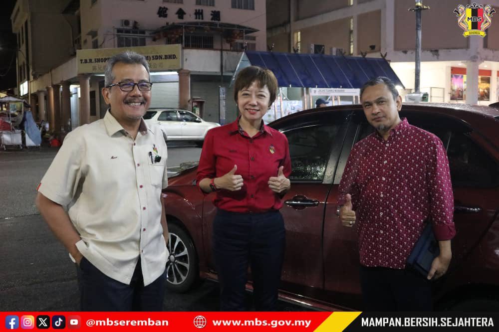 LORONG SENI SEREMBAN TERIMA ANUGERAH LORONG SENI TERPANJANG DI MALAYSIA OLEH MBOR