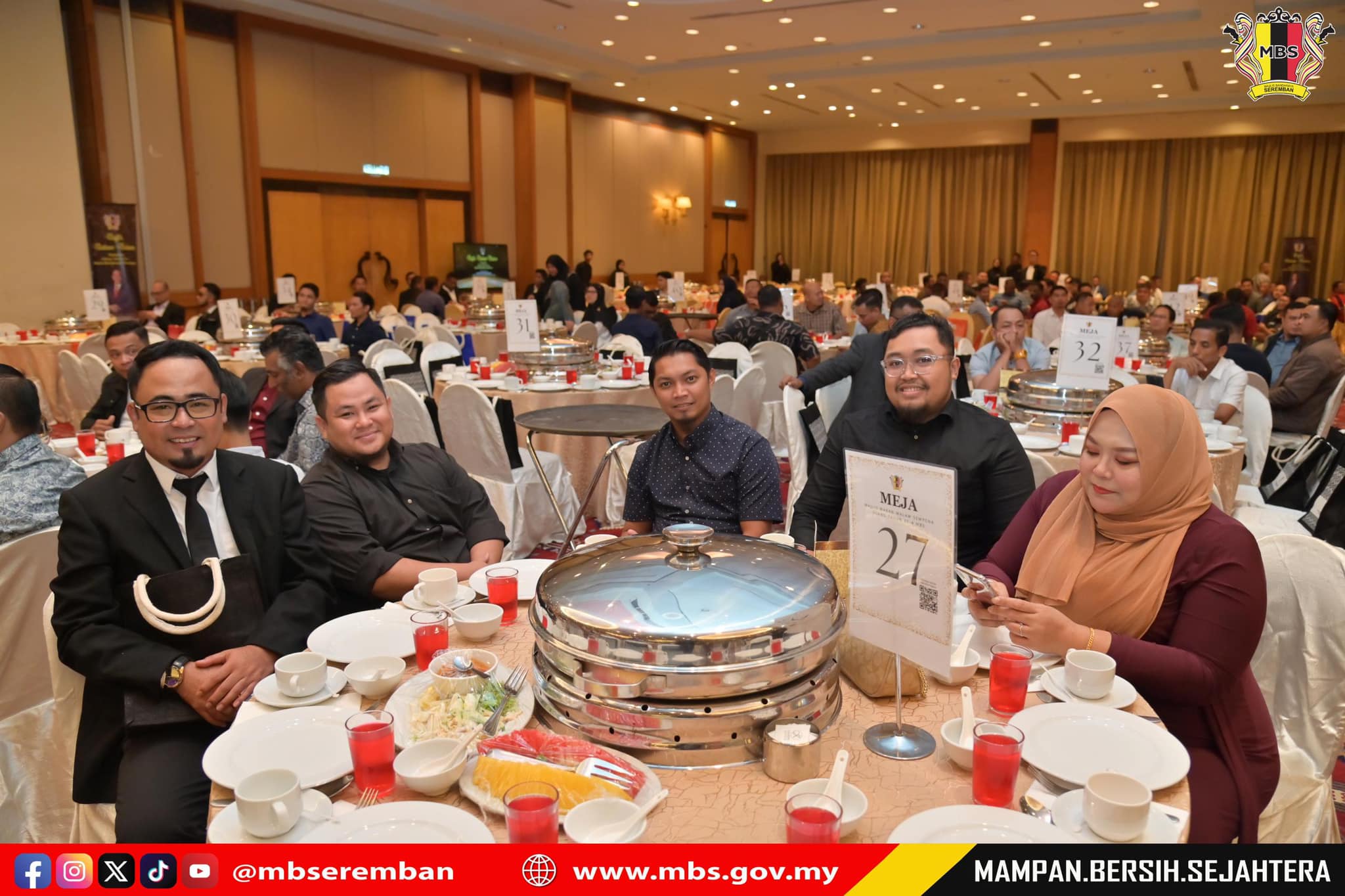 MAJLIS MAKAN MALAM SEMPENA ULANG TAHUN KE-4 MAJLIS BANDARAYA SEREMBAN