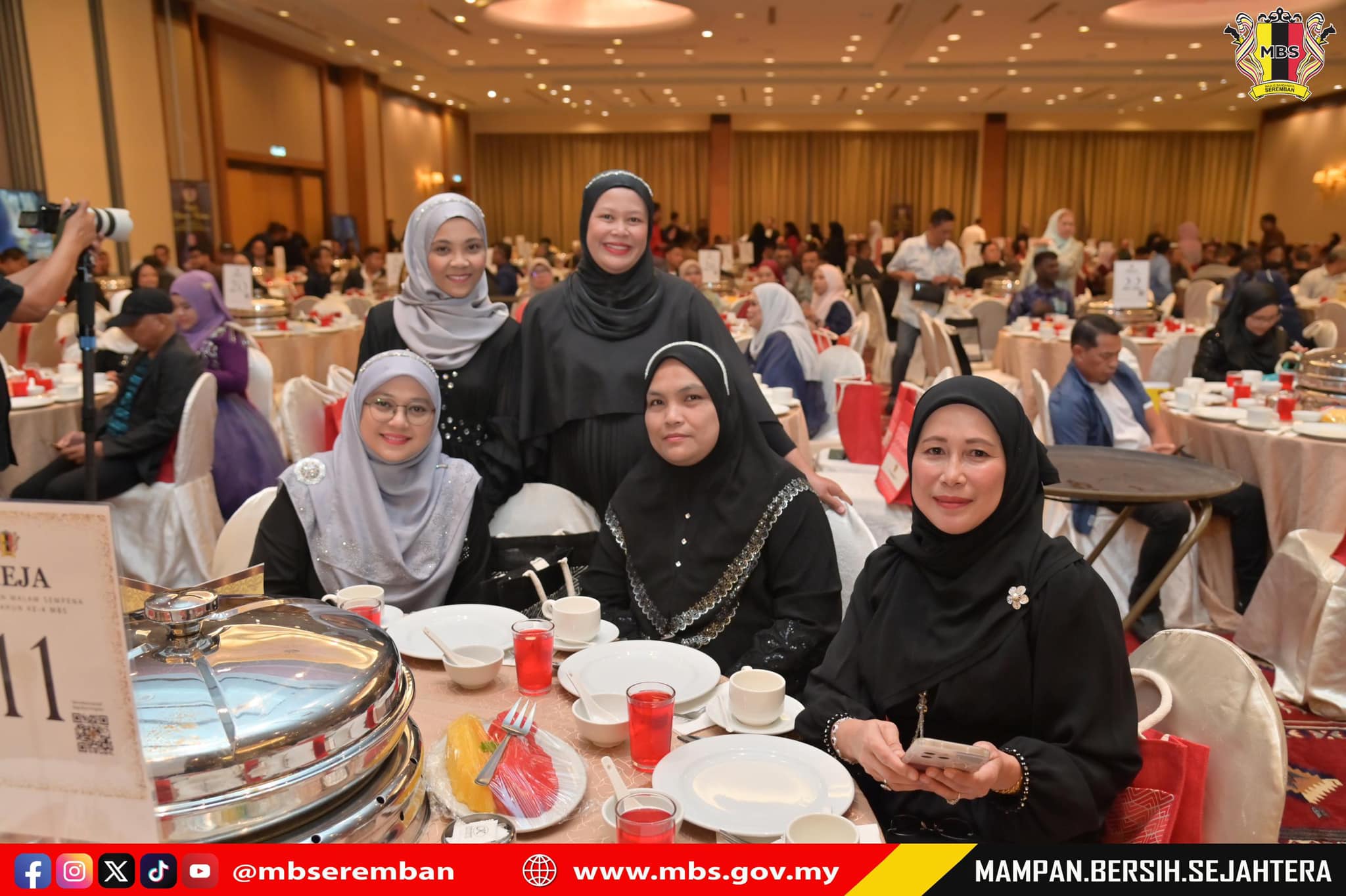 MAJLIS MAKAN MALAM SEMPENA ULANG TAHUN KE-4 MAJLIS BANDARAYA SEREMBAN