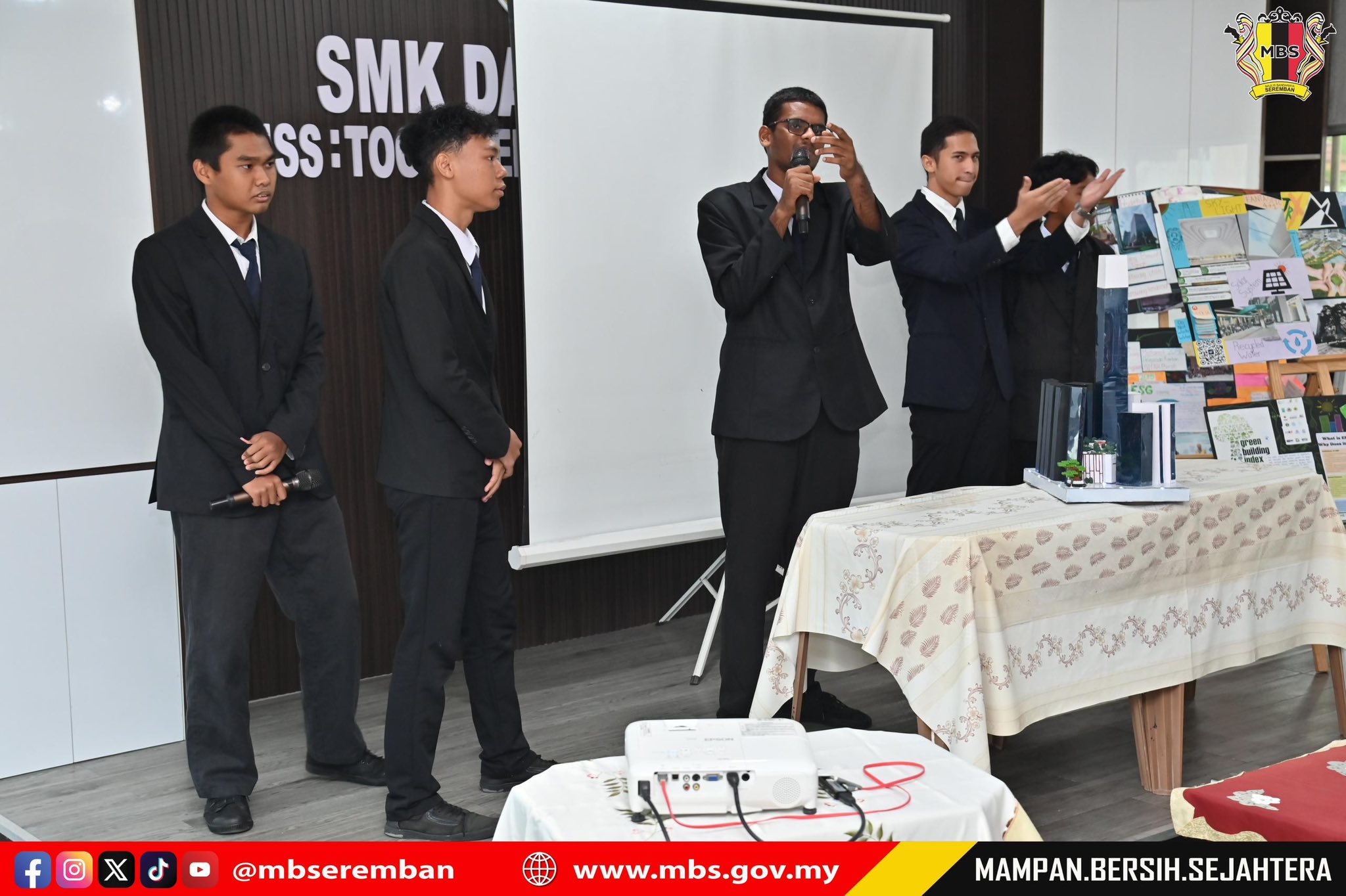 MAJLIS PENUTUP PROGRAM GOGREEN: “KENALI SENIBINA HIJAU”