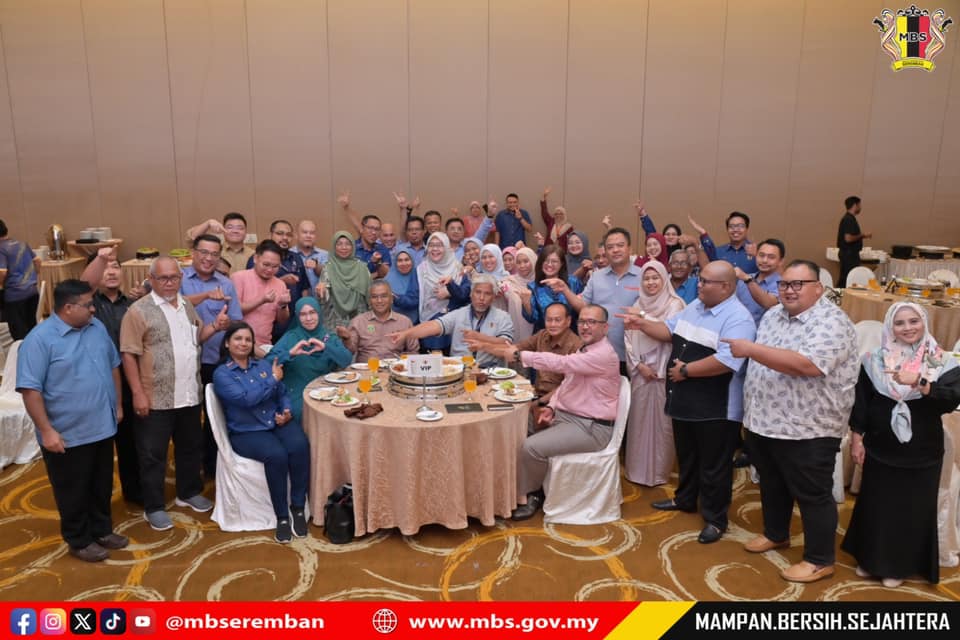 SELAMAT BERSARA PENGARAH JABATAN TEKNOLOGI MAKLUMAT DAN KOMUNIKASI MAJLS BANDARAYA SEREMBAN