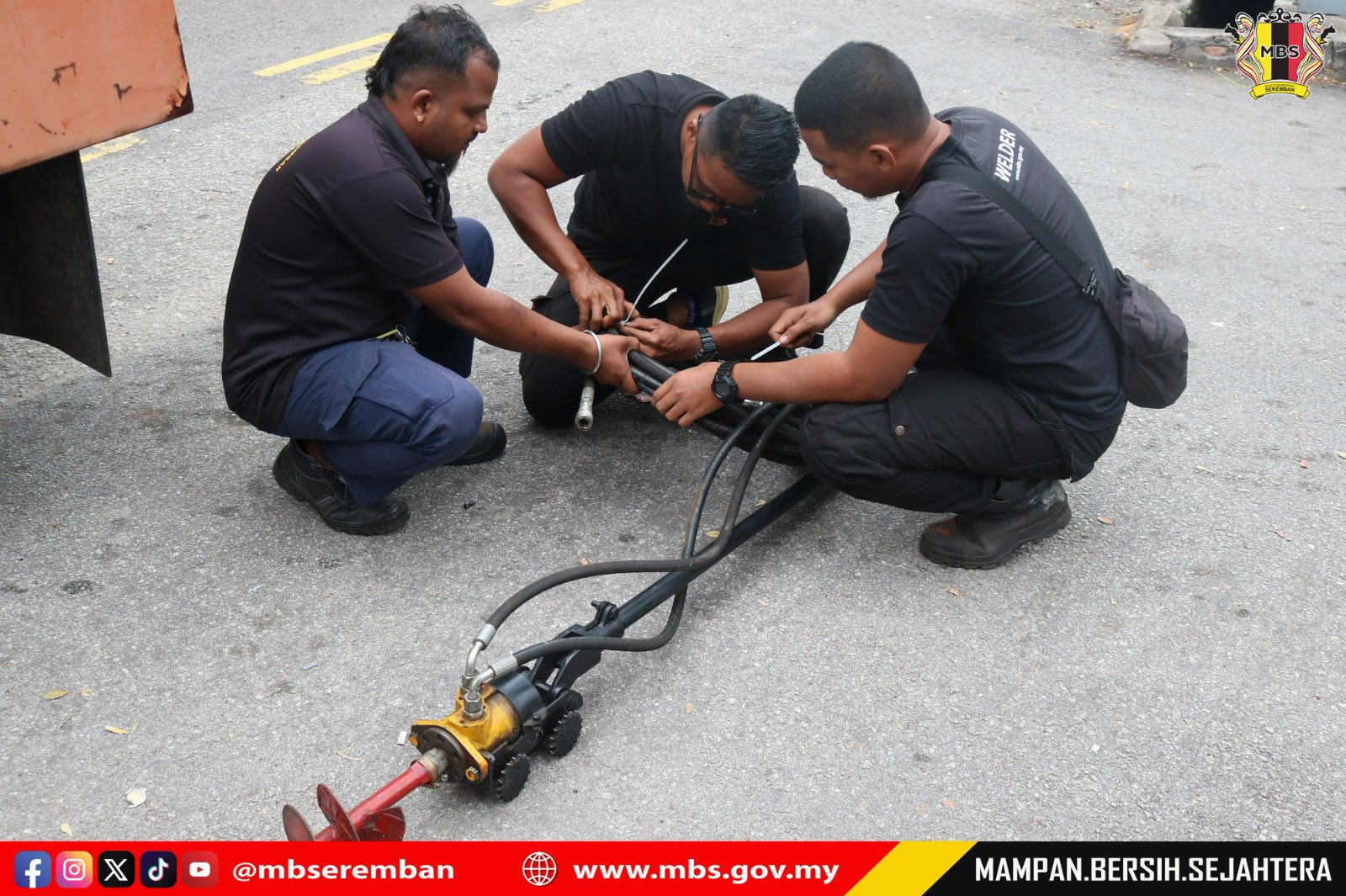 UJI CUBA 'MESIN KHAS' DI PROGRAM GOTONG ROYONG 