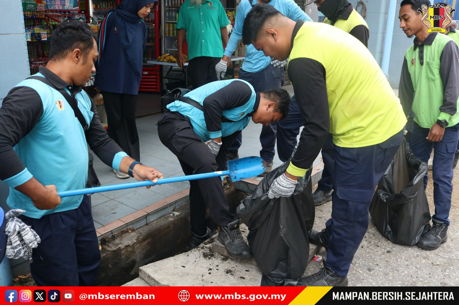 UJI CUBA 'MESIN KHAS' DI PROGRAM GOTONG ROYONG 