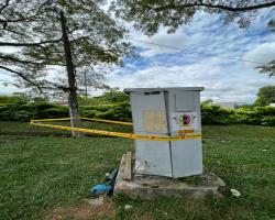 BAIKPULIH LAMPU JALAN DI PERSIARAN KORPORAT, BANDAR BARU NILAI.