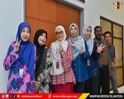 PENYERAHAN BENDERA JALUR GEMILANG DARIPADA MATRIX CONCEPTS HOLDINGS BERHAD KEPADA MBS