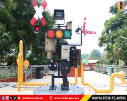 MAJLIS PENYERAHAN DAN PERASMIAN WAJAH BAHARU TEROWONG PEJALAN KAKI JALAN SUNGAI UJONG