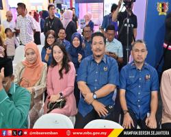 DATUK BANDAR MBS TERIMA SIJIL PENGHARGAAN REFORMASI KERENAH BIROKRASI (RKB) DARIPADA KETUA SETIAUSAHA NEGARA