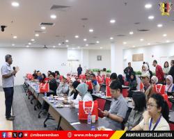 KUNJUNGAN DELEGASI ASEAN SUSTAINABLE URBANISATION FORUM KE MBS